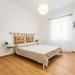Ferienhaus Travel - Arenella Holidays *