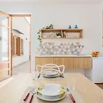 Ferienhaus Travel - Arenella Holidays *