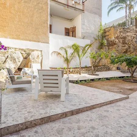 Holiday home Travel - Arenella Holidays Palermo