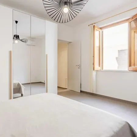 Holiday home Travel - Arenella Holidays Palermo