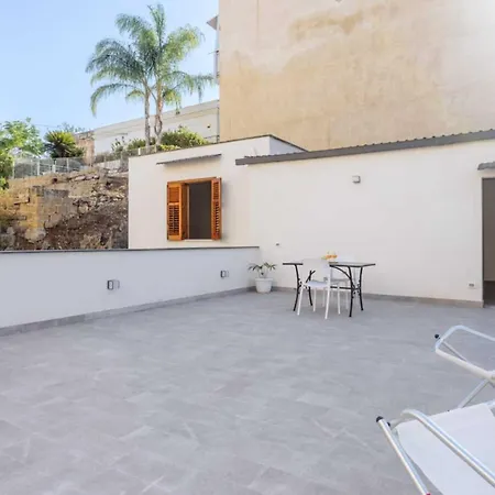 Holiday home Travel - Arenella Holidays *