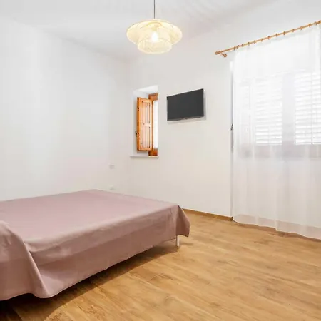 Holiday home Travel - Arenella Holidays Palermo
